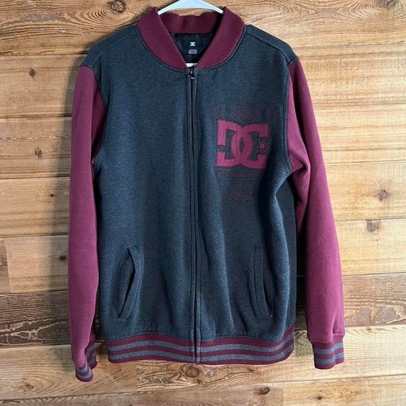 DC Shoes Other - Y2K DC Shoes black and burgundy zip up jacket Size M